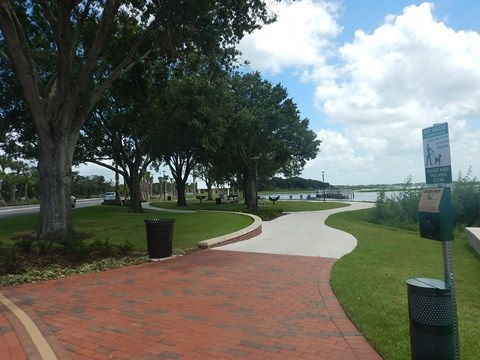 Photo of the entrance to Branson Park in the City of Kissimmee