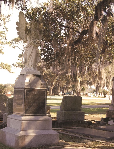 This is a photo of a gravesite at Rose Hill Cemetery in the City of Kissimmee